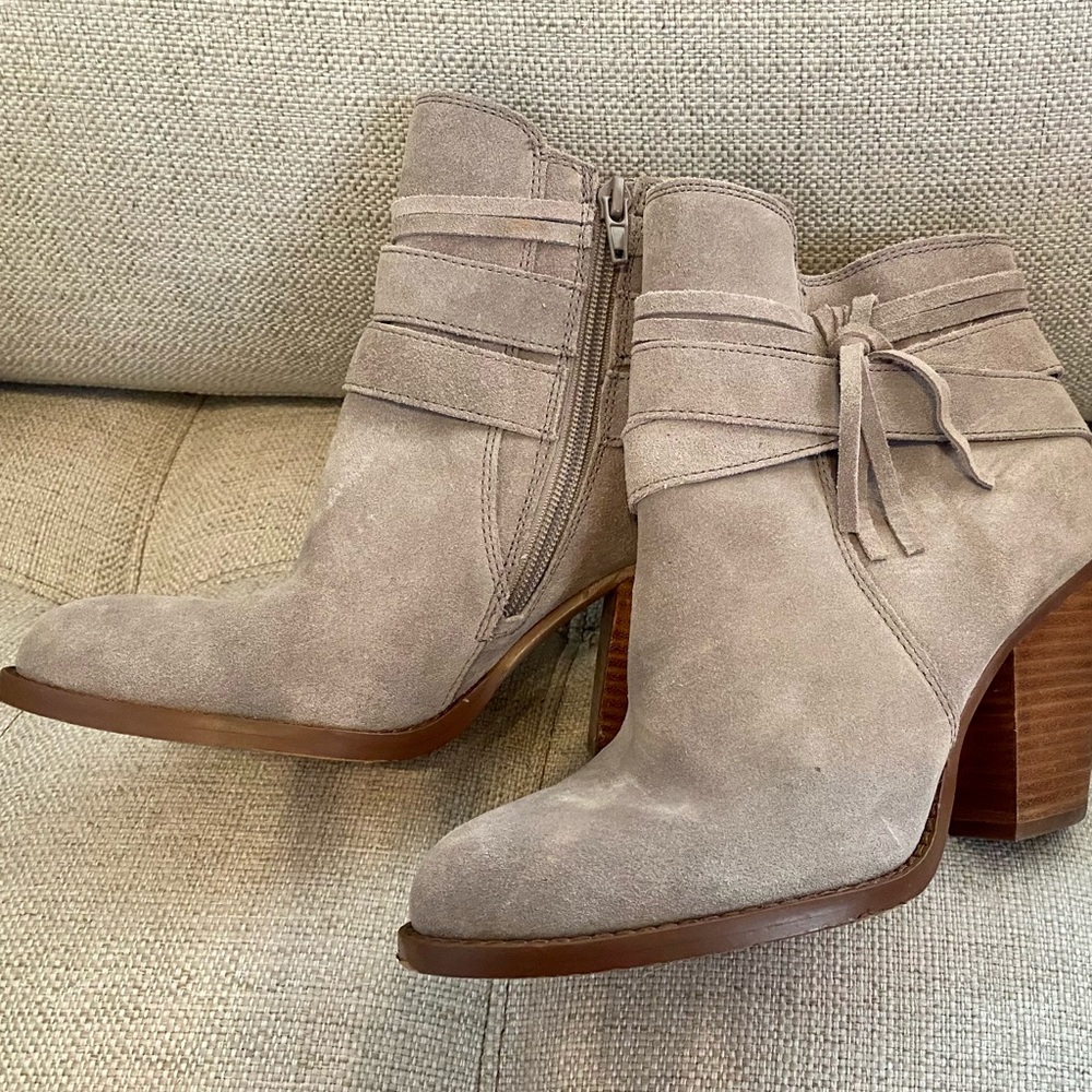 8.5 Sole Society Rumi Bootie